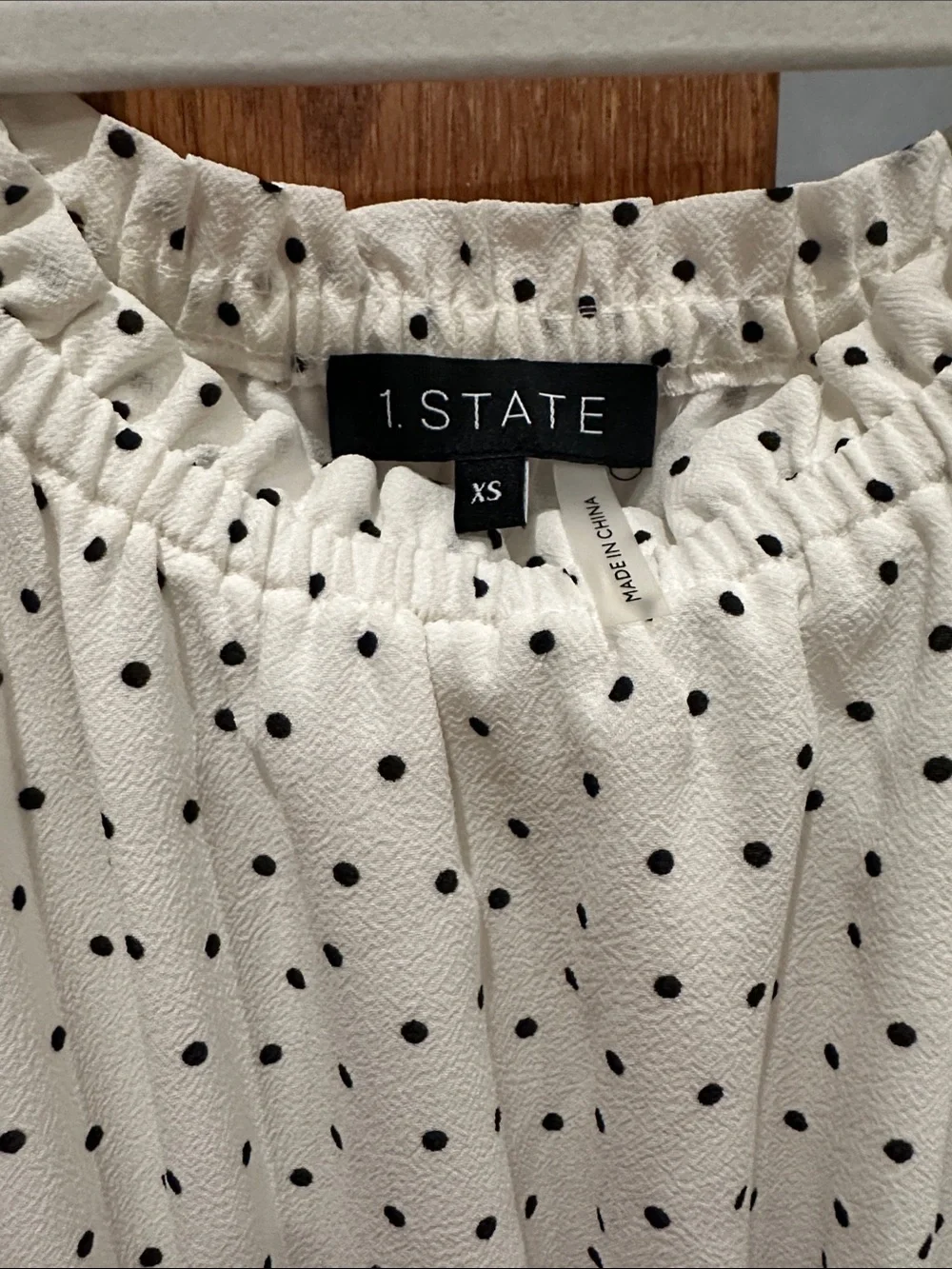STATE White Polka Dot Smocked Crop Top - Picture 2 of 7